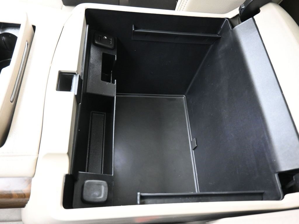 Used 2020 GMC Yukon Denali image 25