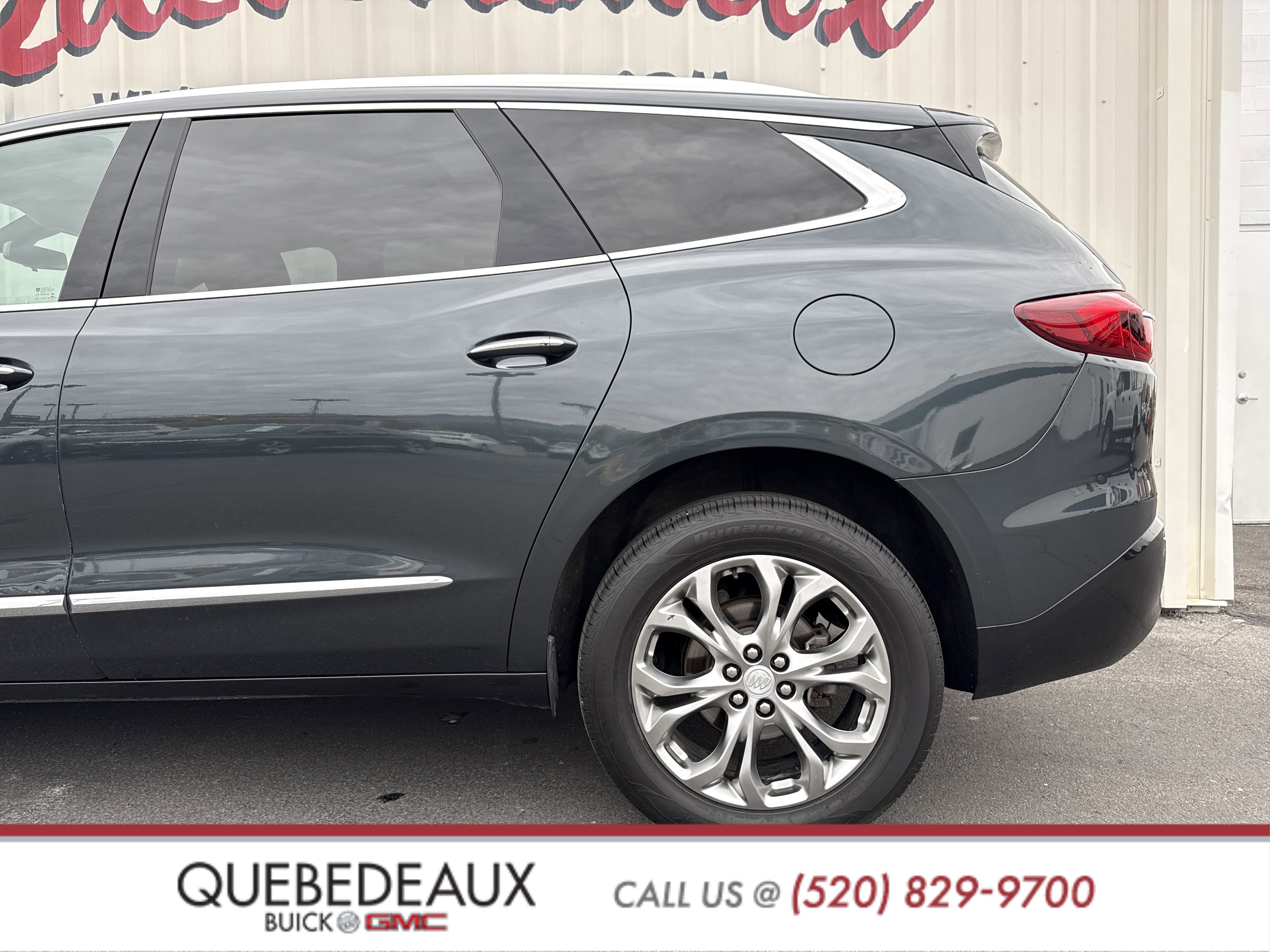 Used 2018 Buick Enclave Avenir w/ Avenir Technology Package image 2
