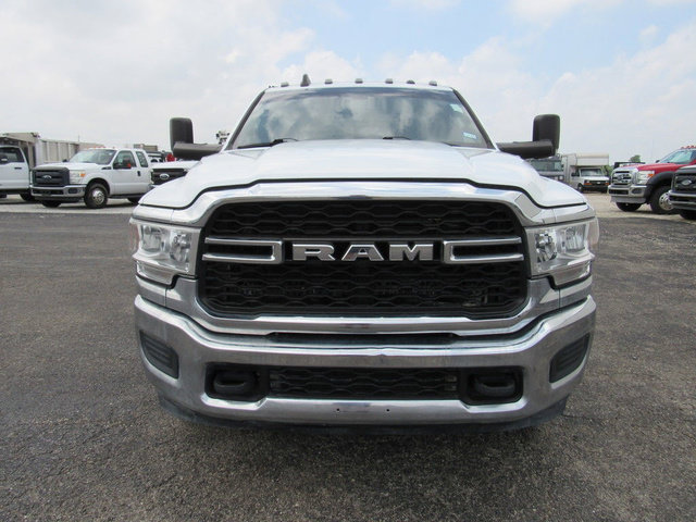 Used 2022 RAM 3500 Tradesman w/ Chrome Appearance Group AWD/4WD image 8