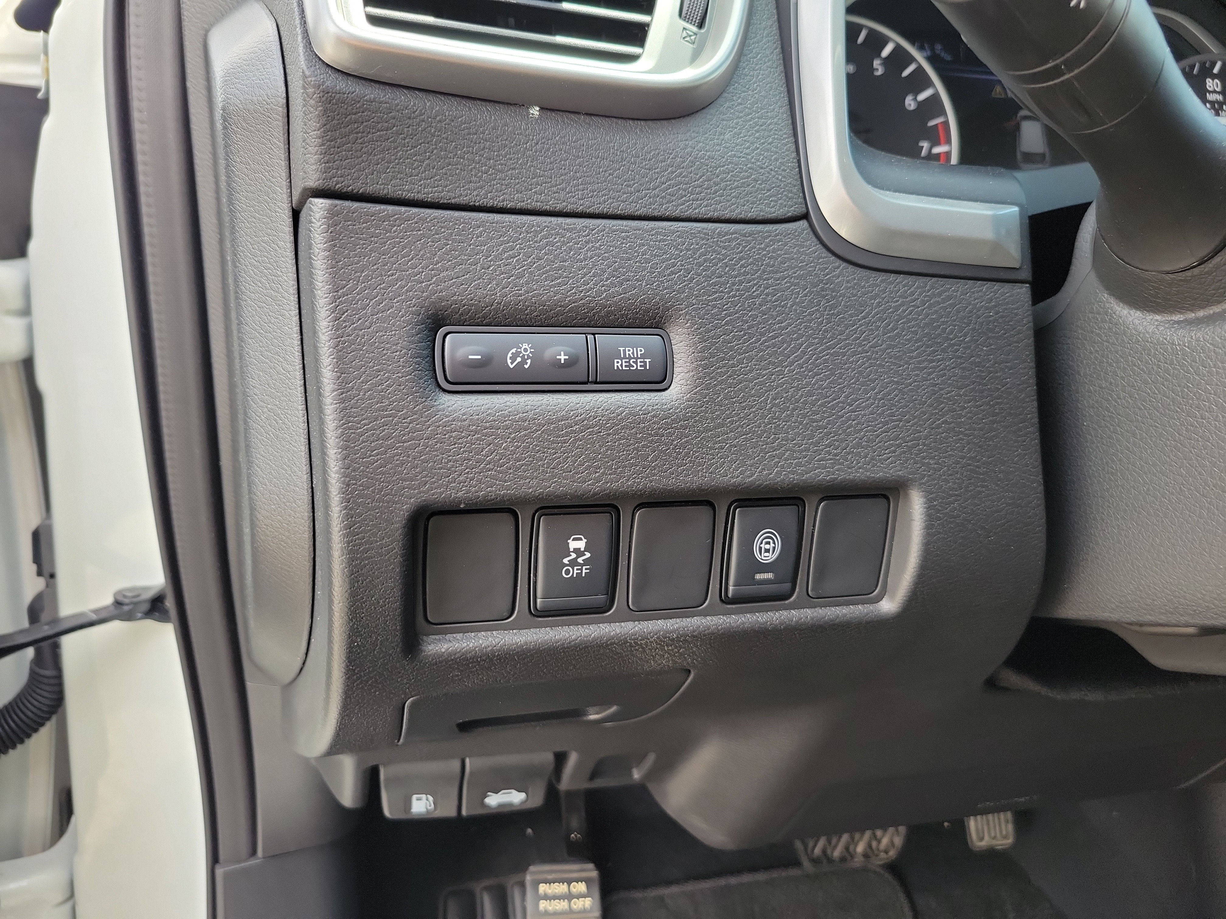 Used 2024 Nissan Murano SV AWD/4WD image 23