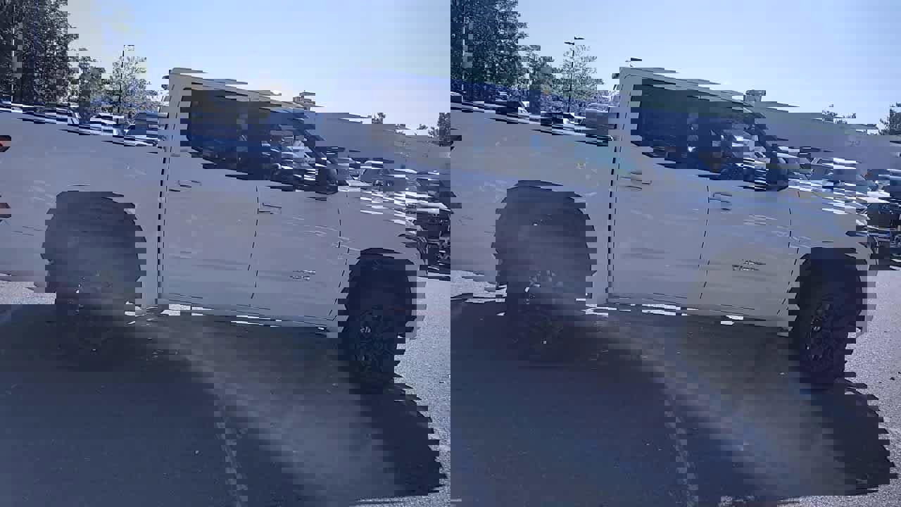 New 2026 Toyota Tundra SR5 image 9