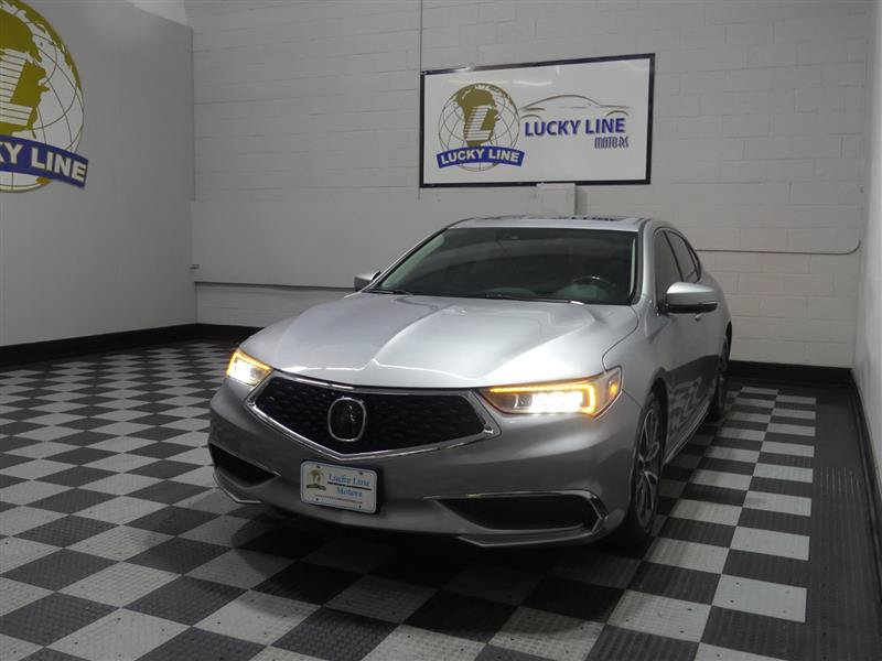 Used 2018 Acura TLX w/ Technology Package FWD image 4
