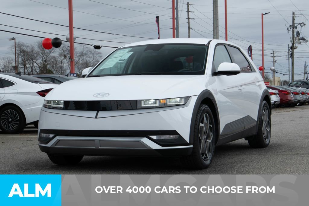 Used 2024 Hyundai Ioniq 5 SEL image 2