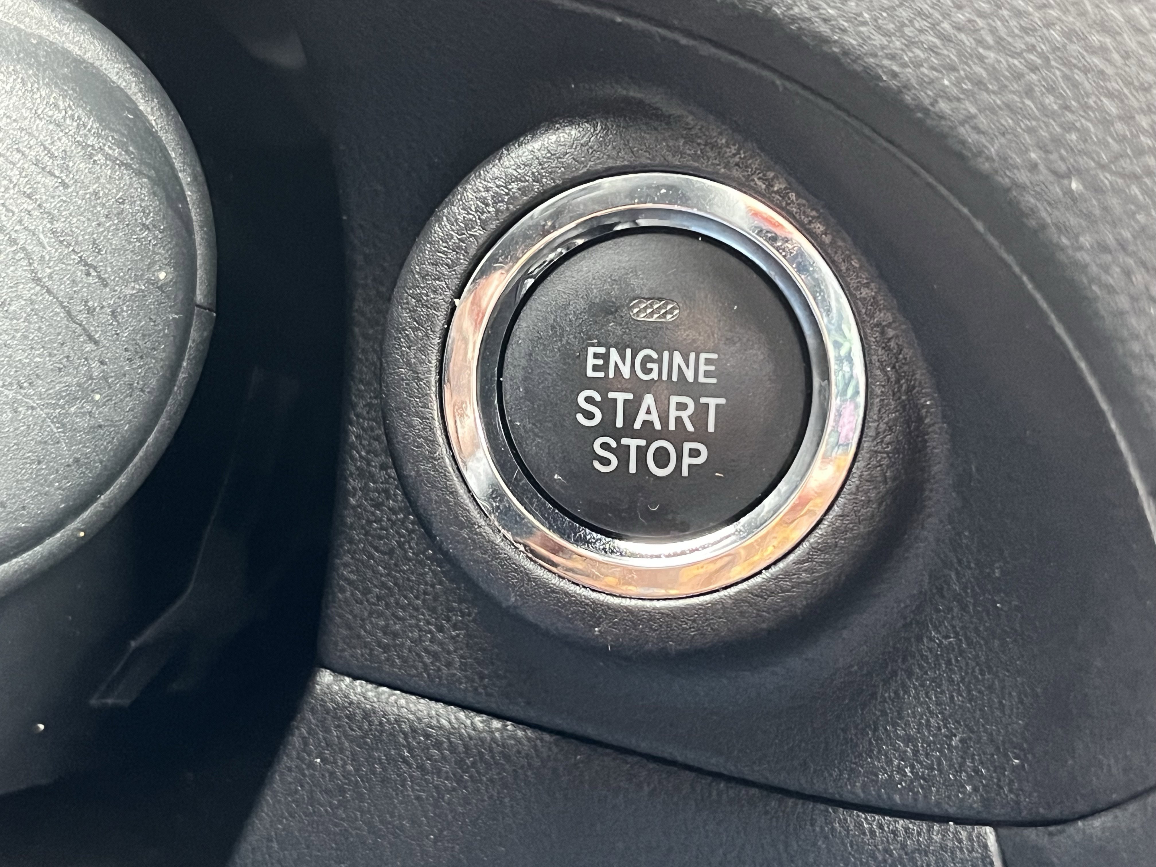 Used 2023 Subaru Ascent Limited w/ Technology Package image 36