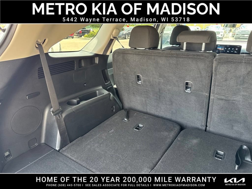 Used 2025 Kia Sorento LX FWD image 34