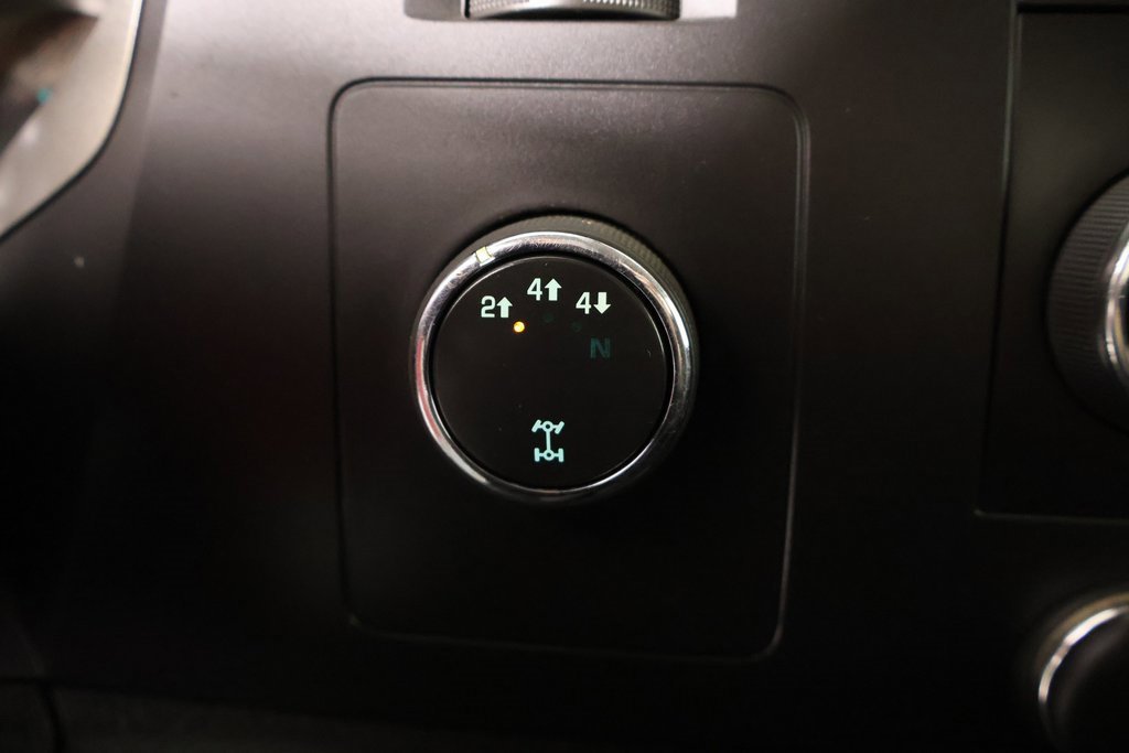 Used 2013 Chevrolet Silverado 2500 LT w/ Suspension Package, Off-Road image 6