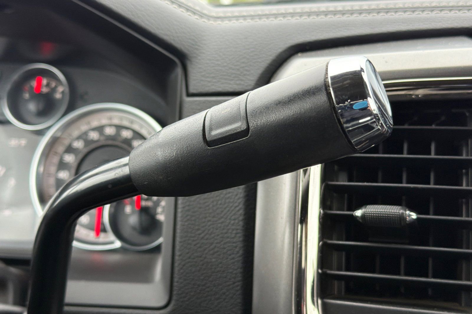 Used 2018 RAM 2500 Laramie w/ Sport Appearance Group AWD/4WD image 21