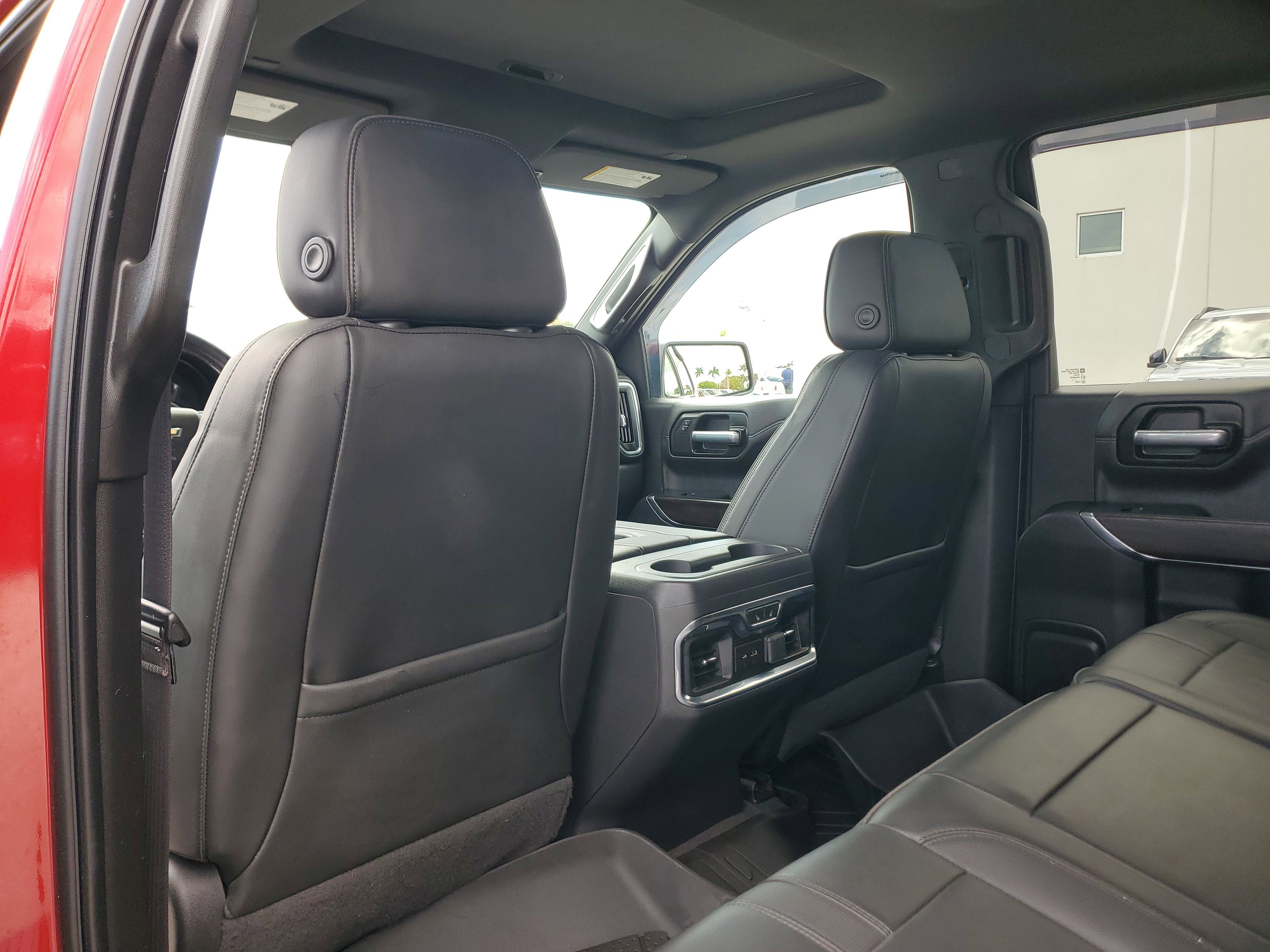 Used 2021 Chevrolet Silverado 1500 High Country AWD/4WD image 18