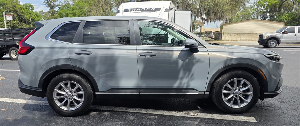Used 2023 Honda CR-V EX-L image 9