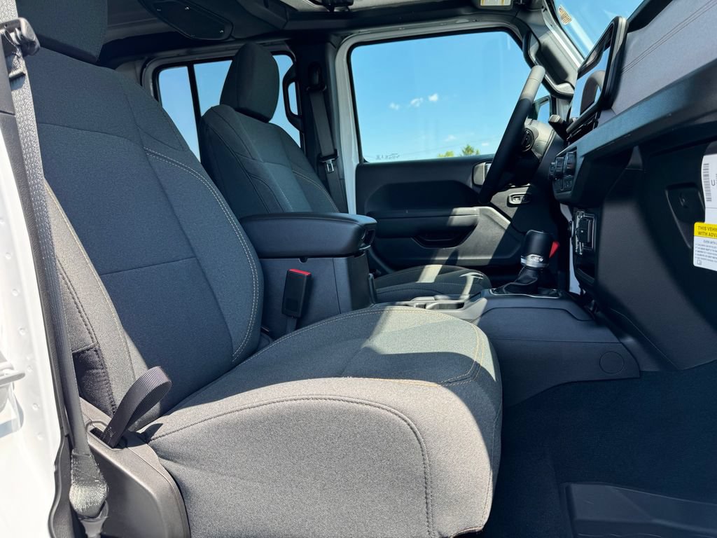 New 2026 Jeep Gladiator Sport AWD/4WD image 11