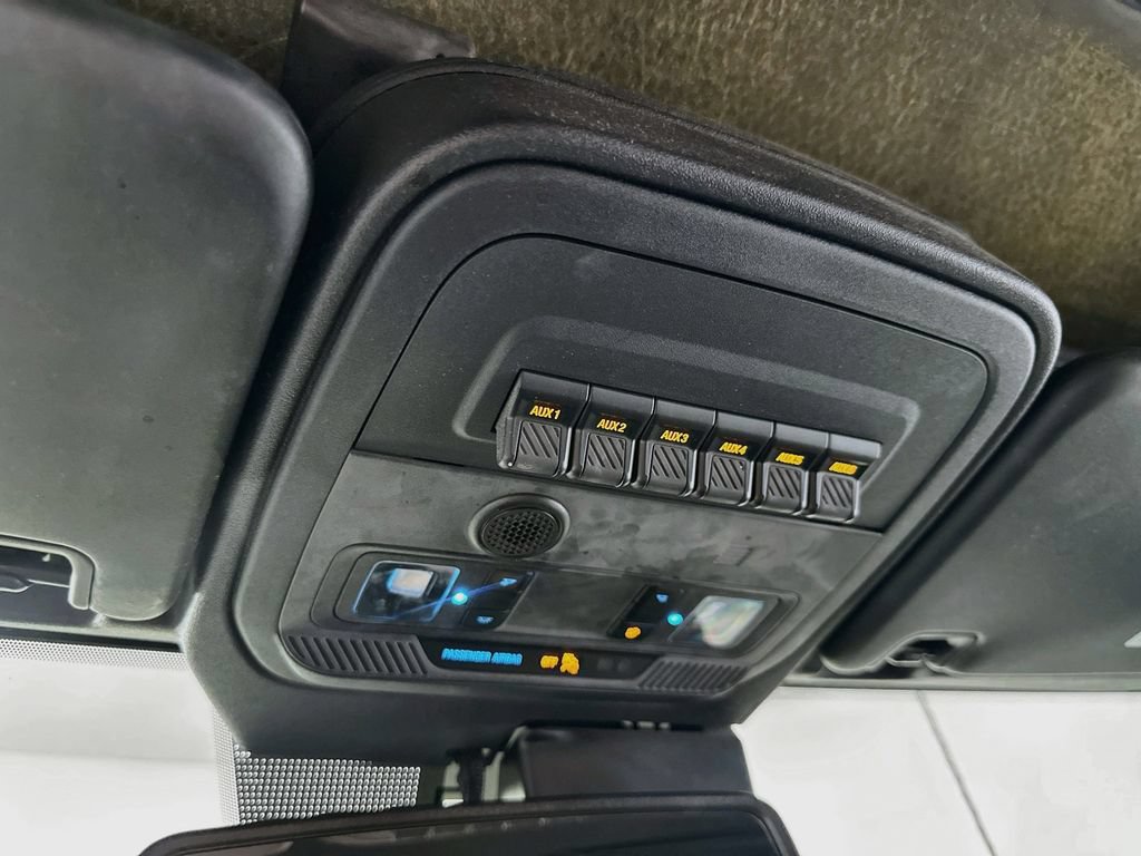Used 2021 Ford Bronco Outer Banks w/ Sasquatch Package AWD/4WD image 35