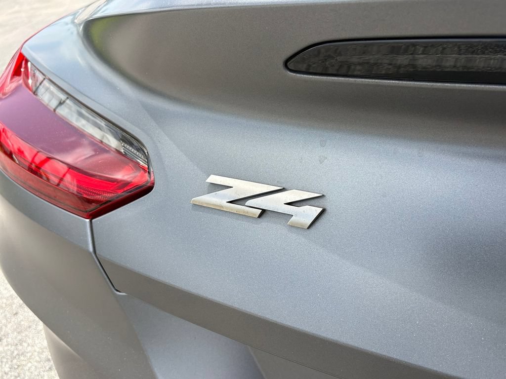 Used 2022 BMW Z4 M40i w/ Premium Package RWD image 12