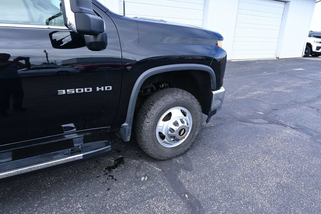 Used 2021 Chevrolet Silverado 3500 LTZ w/ LTZ Convenience Package AWD/4WD image 24