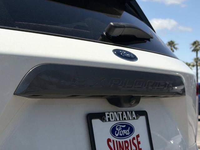 Certified 2023 Ford Explorer XLT w/ Equipment Group 202A AWD/4WD image 9