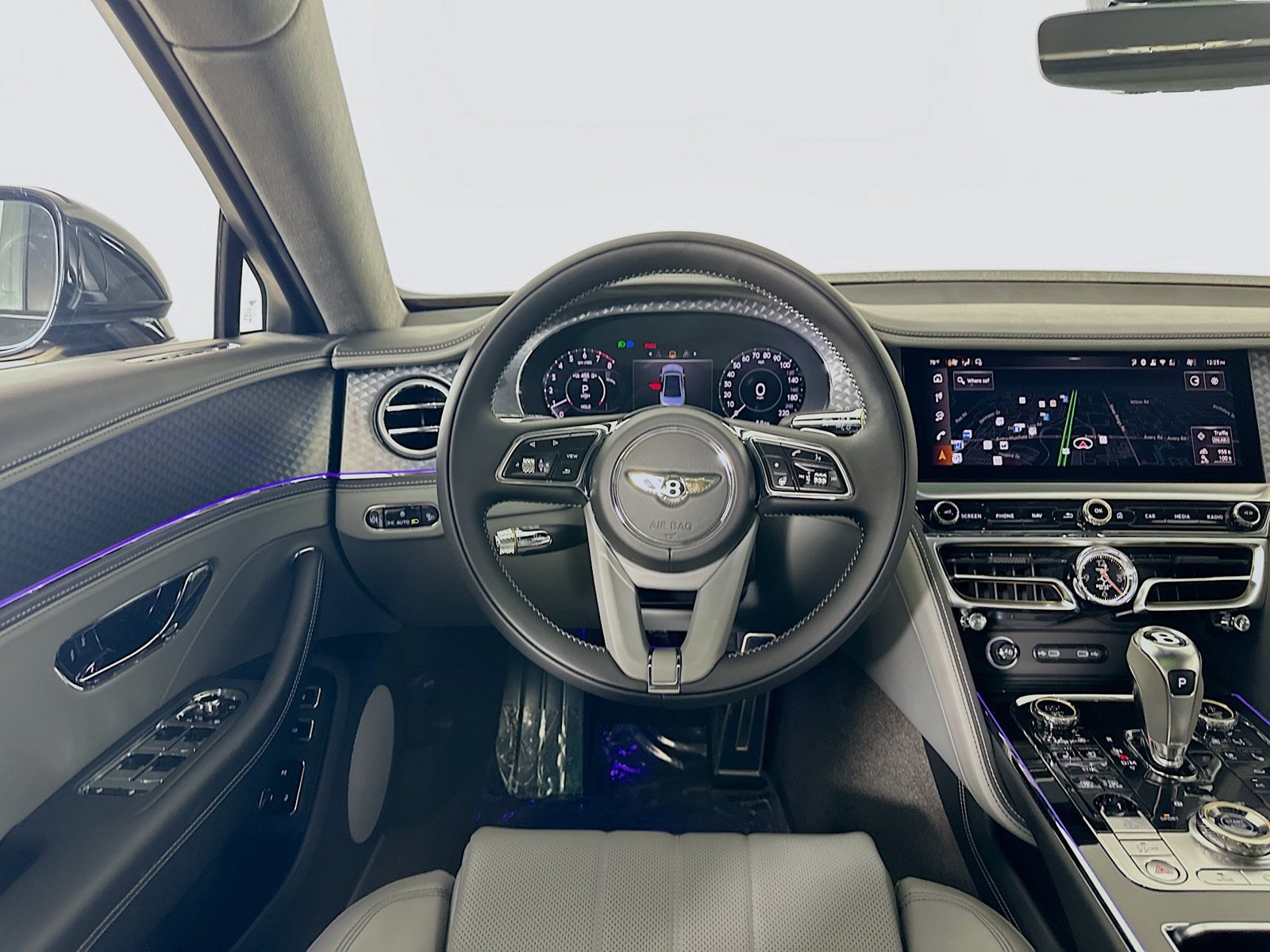 New 2026 Bentley Flying Spur V8 AWD/4WD image 17