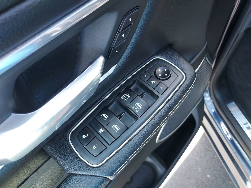 Used 2021 RAM 1500 Laramie w/ Sport Appearance Package image 19