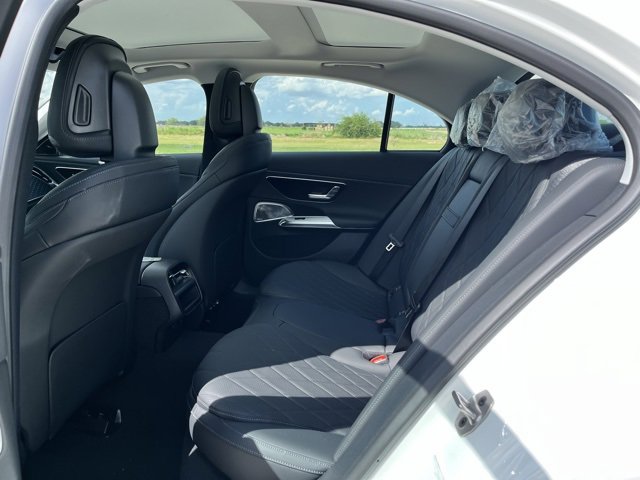 New 2026 Mercedes-Benz E 350 4MATIC Sedan image 18