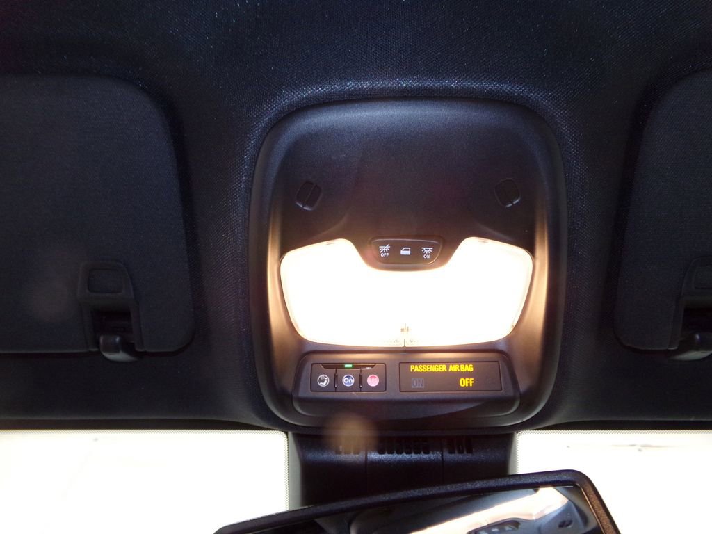 New 2025 GMC Canyon Elevation w/ Convenience Package image 18