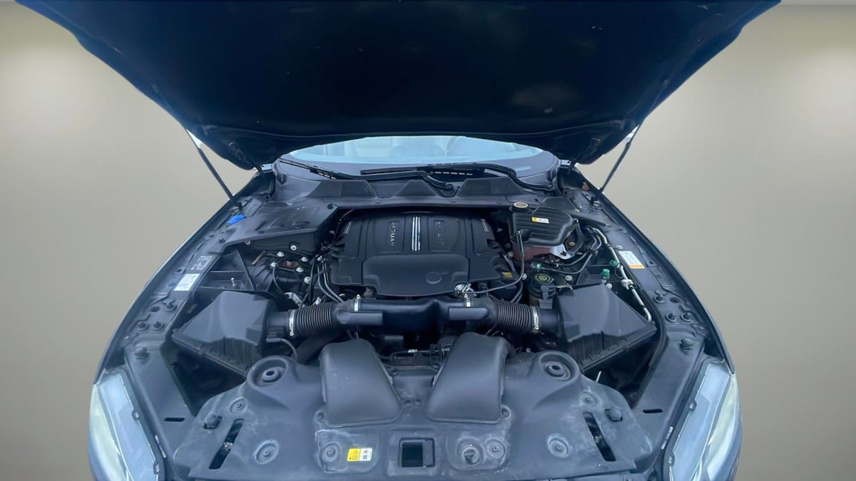 Used 2019 Jaguar XJ L Portfolio AWD/4WD image 21