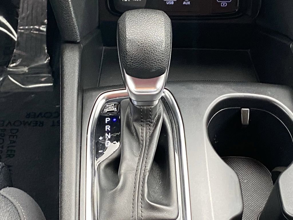 Used 2020 Hyundai Santa Fe SE FWD image 33