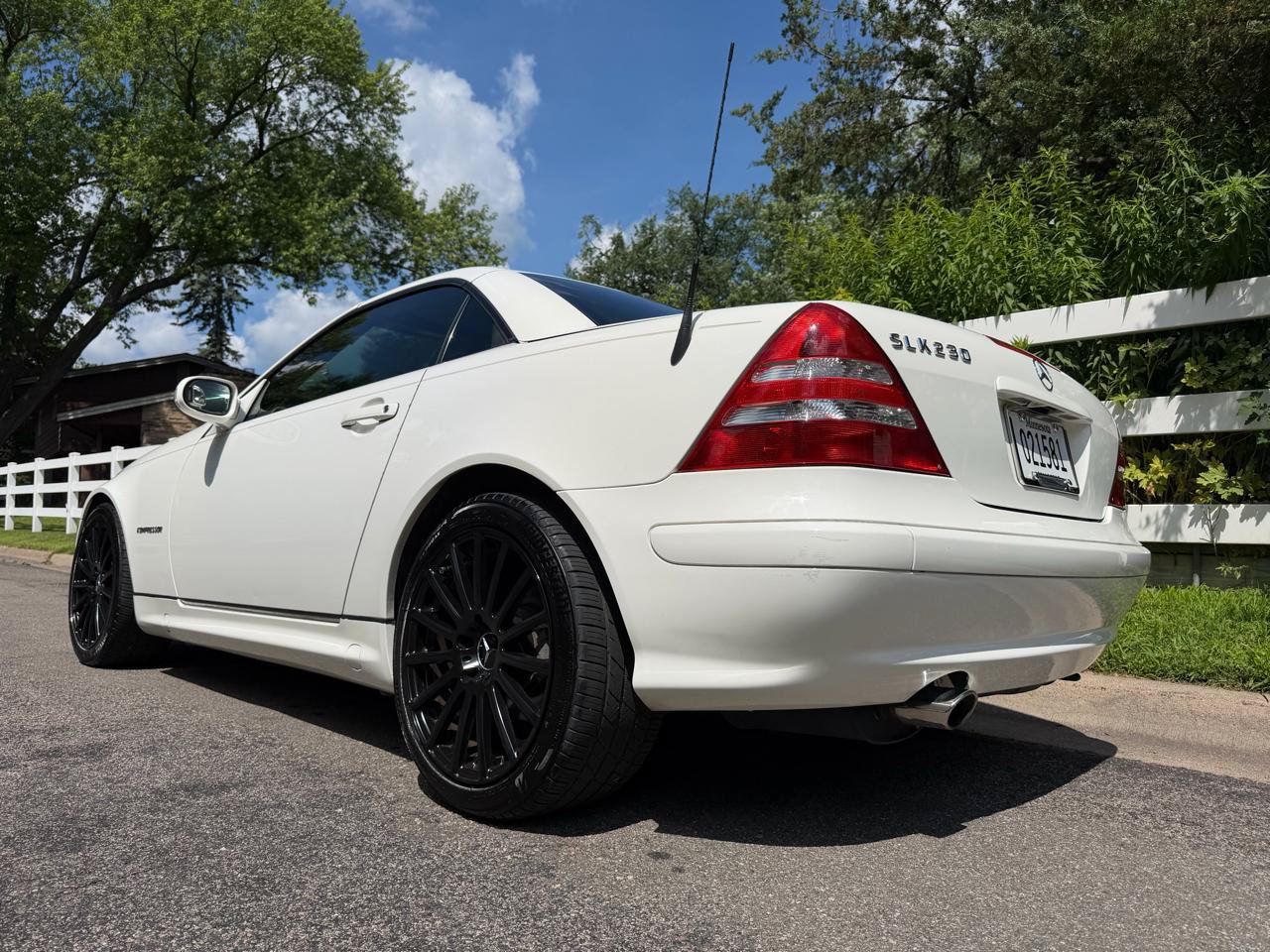 Used 2004 Mercedes-Benz SLK 230 image 10