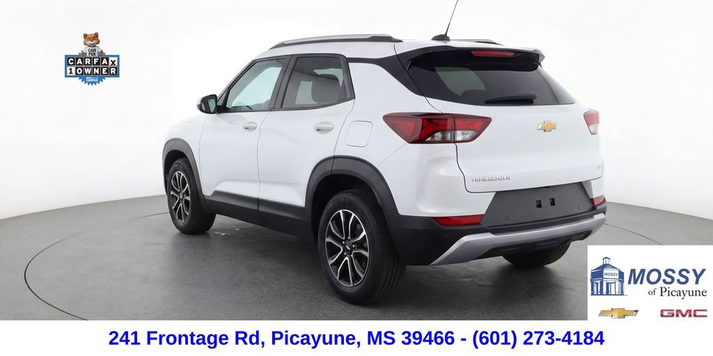 Used 2024 Chevrolet TrailBlazer LT w/ LT Cold Weather Package image 6