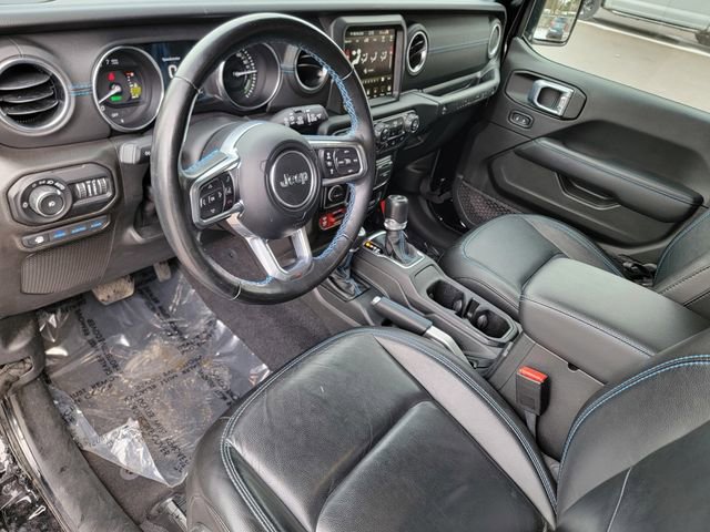 Certified 2021 Jeep Wrangler Unlimited Rubicon 4xe w/ Cold Weather Group image 19
