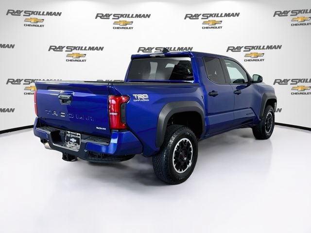Used 2024 Toyota Tacoma TRD Off-Road AWD/4WD image 7