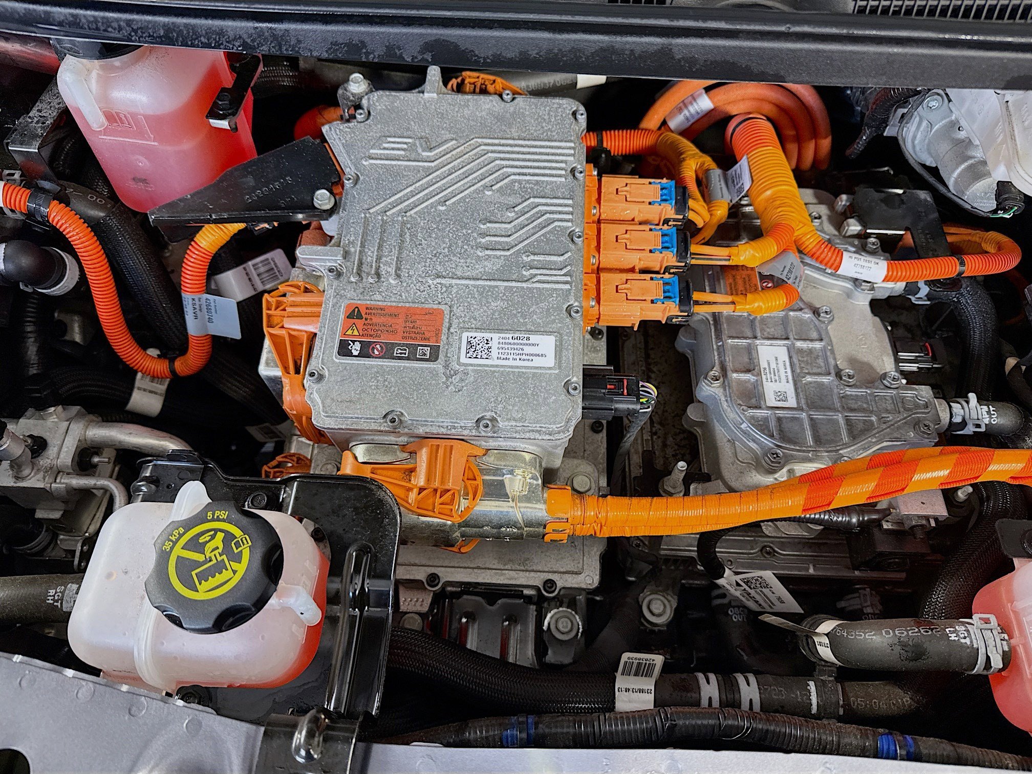 Used 2023 Chevrolet Bolt LT w/ Driver Confidence Package FWD image 39