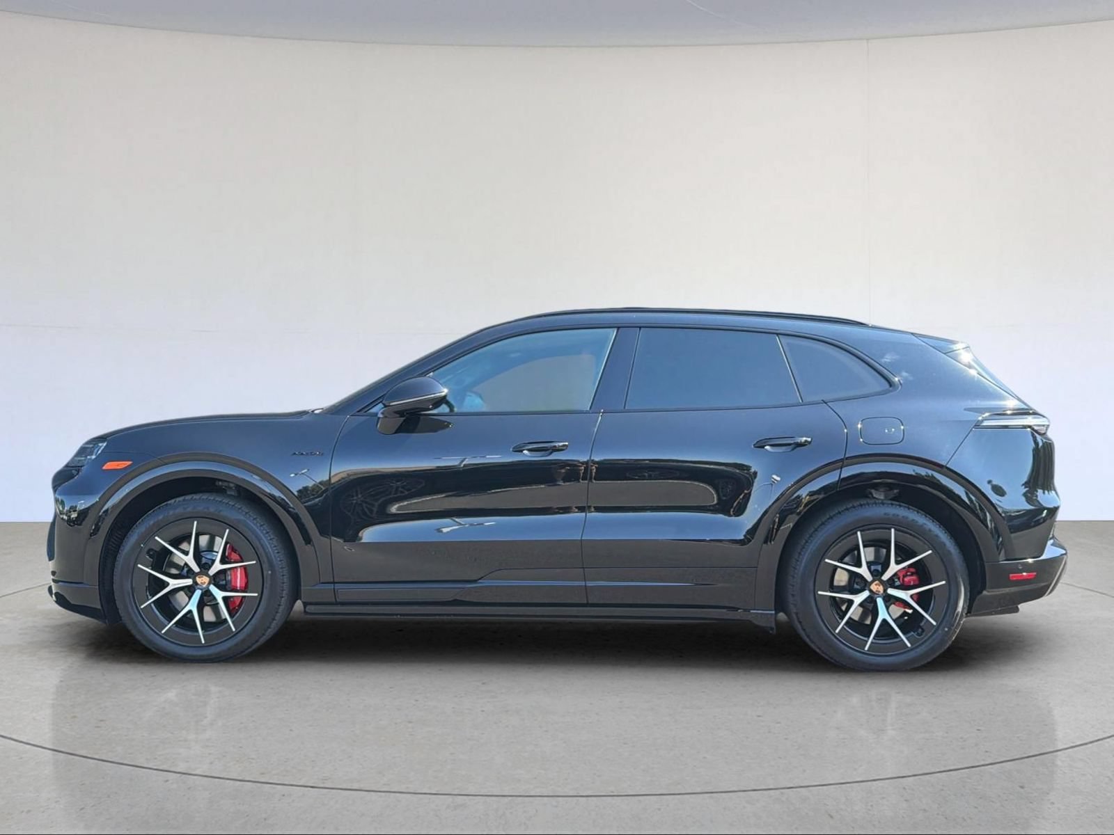 New 2026 Porsche Cayenne S AWD/4WD image 2