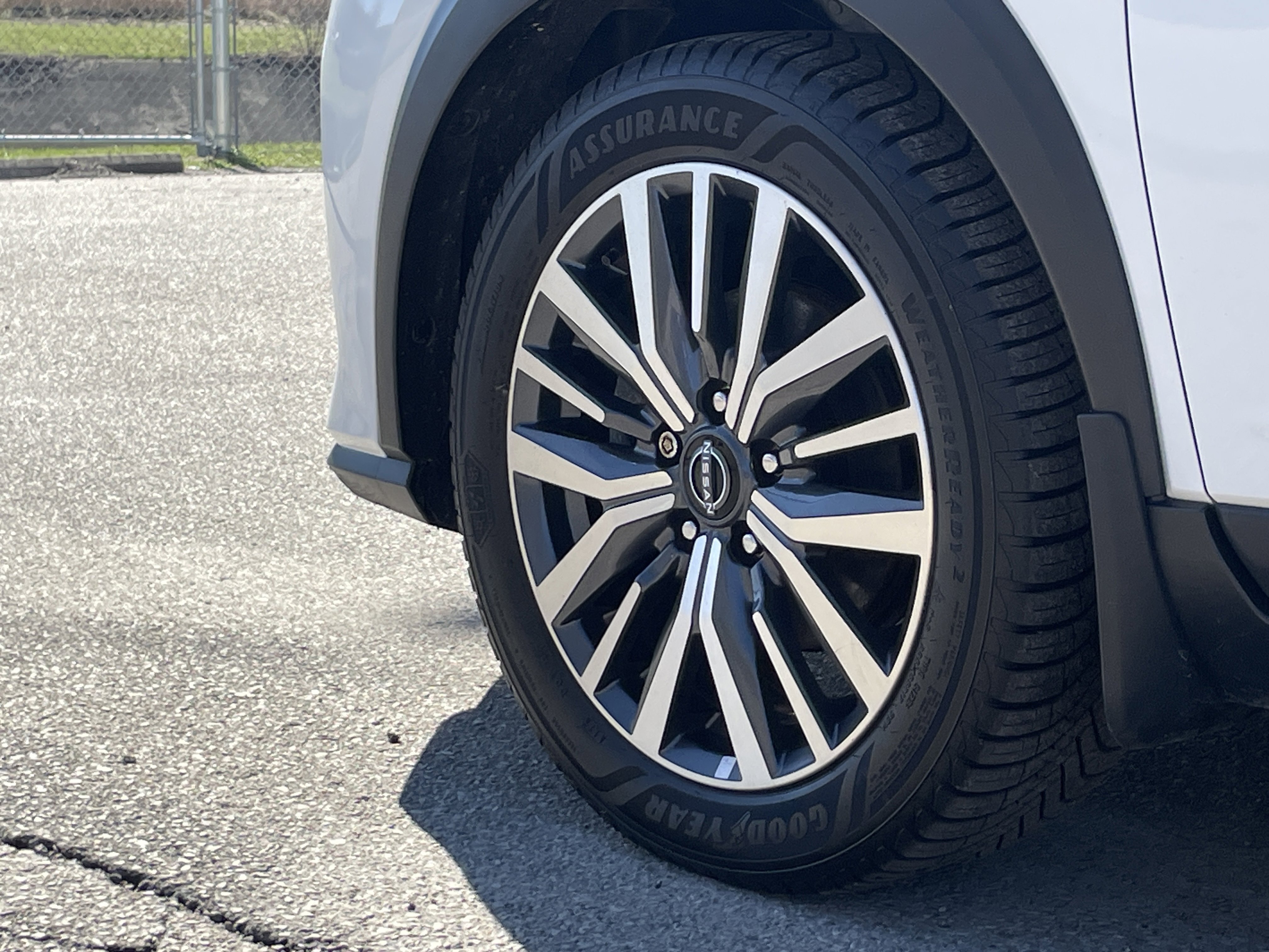 Used 2023 Nissan Kicks SV image 7