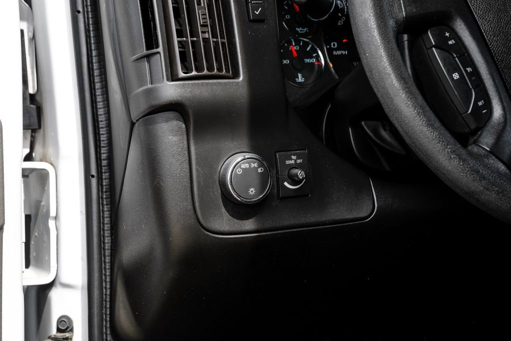 Used 2021 GMC Savana 2500 w/ Driver Convenience Package image 23