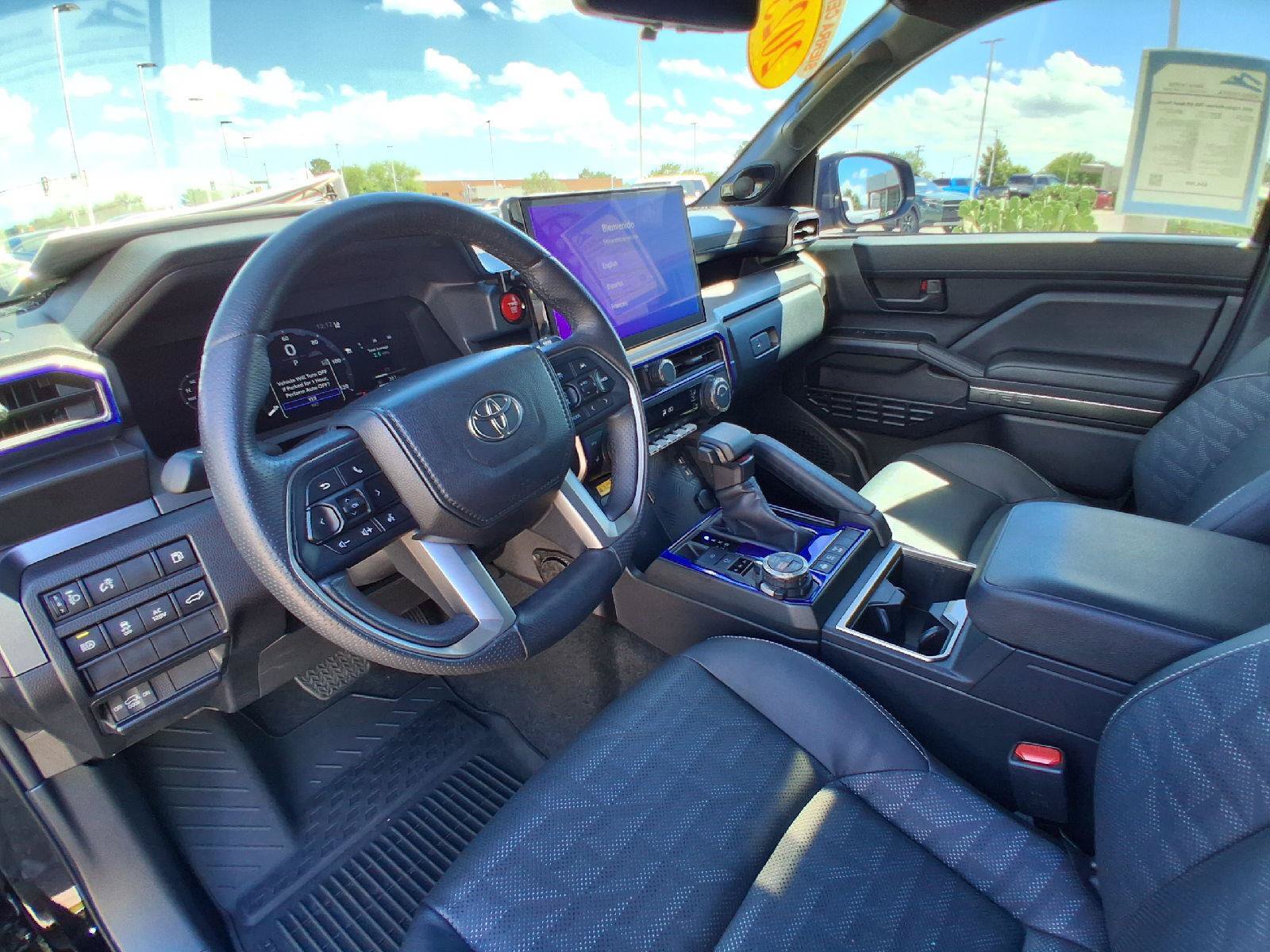 Used 2025 Toyota 4Runner TRD Off-Road Premium AWD/4WD image 18