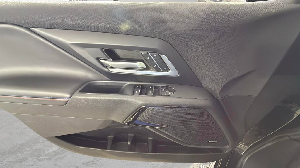 Certified 2024 Chevrolet Silverado EV RST image 27