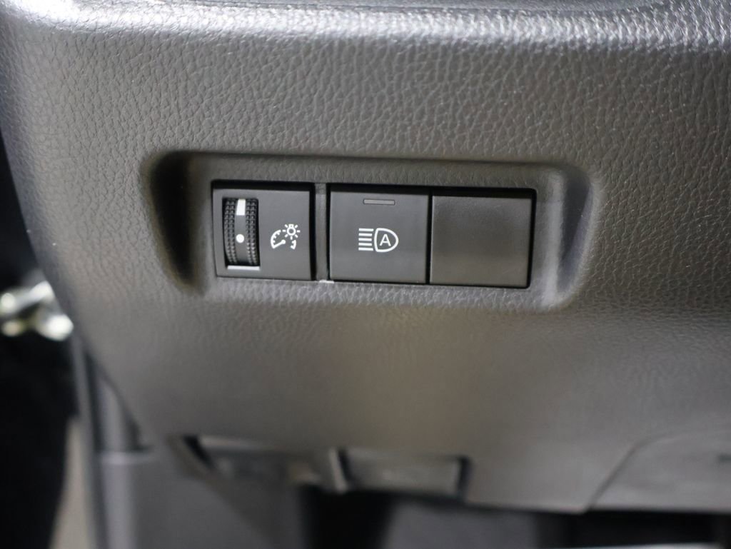 Used 2024 Toyota RAV4 LE image 33