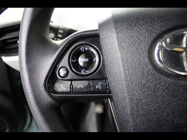 Used 2019 Toyota Prius LE FWD image 20