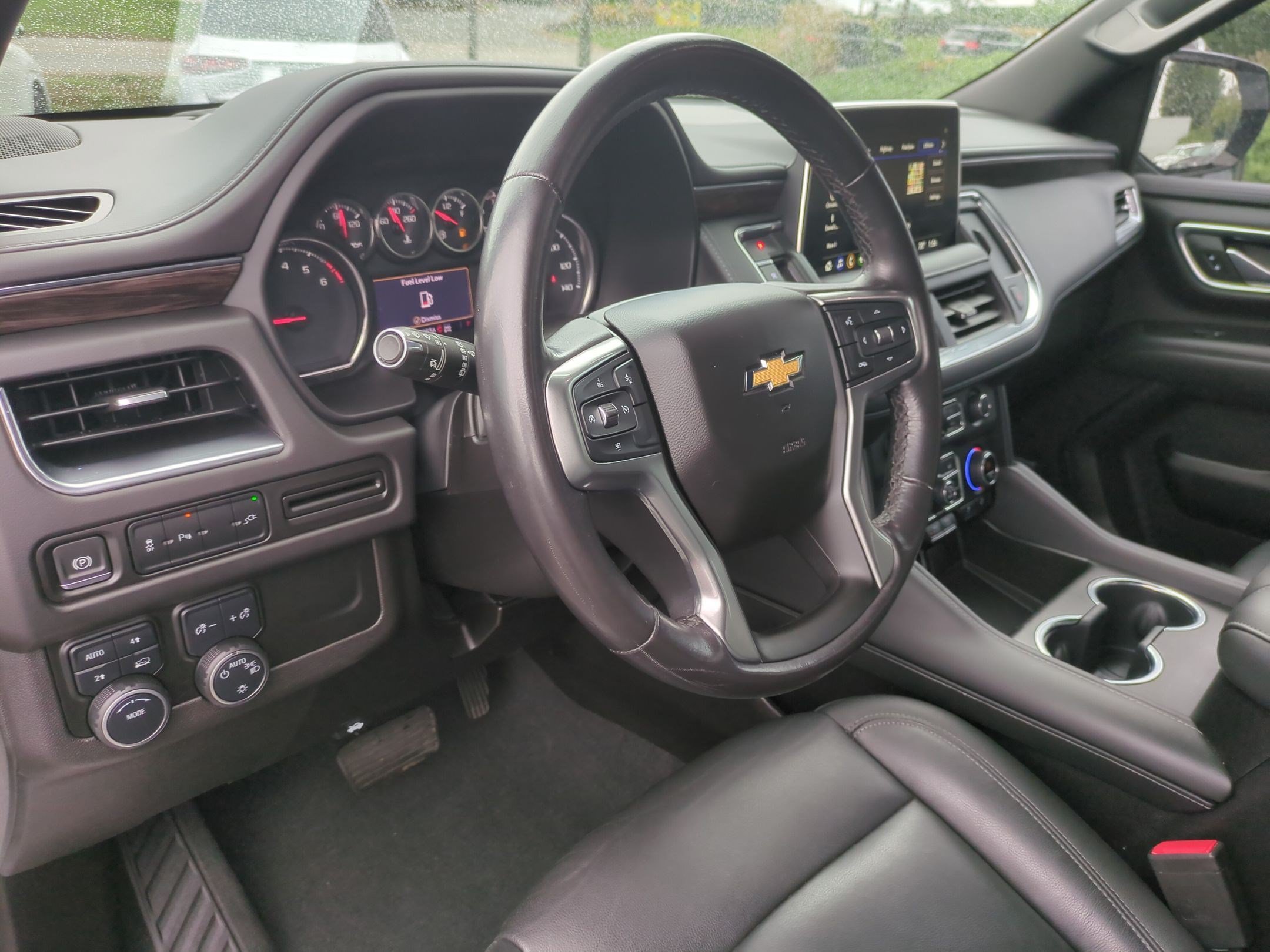 Used 2021 Chevrolet Suburban LT AWD/4WD image 14