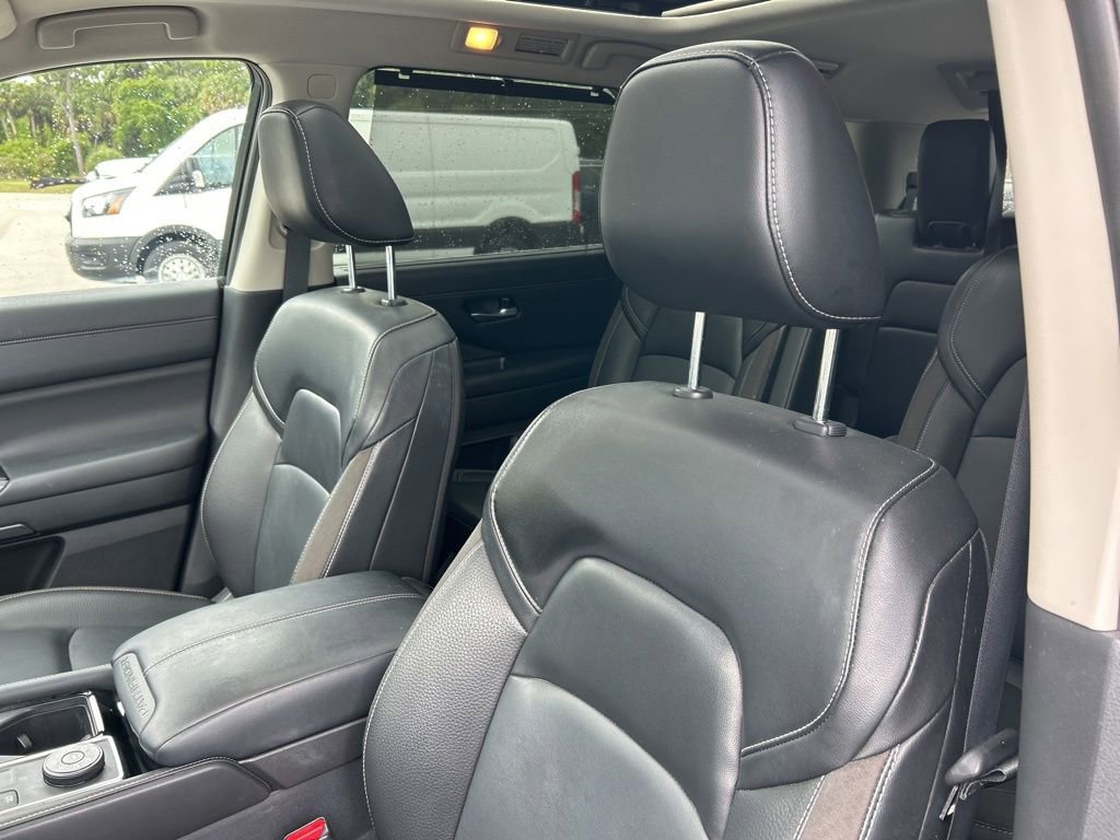 Certified 2023 Nissan Pathfinder SL w/ SL Premium Package image 22