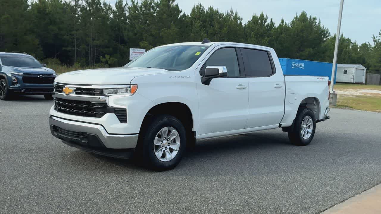Used 2026 Chevrolet Silverado 1500 LT AWD/4WD image 4