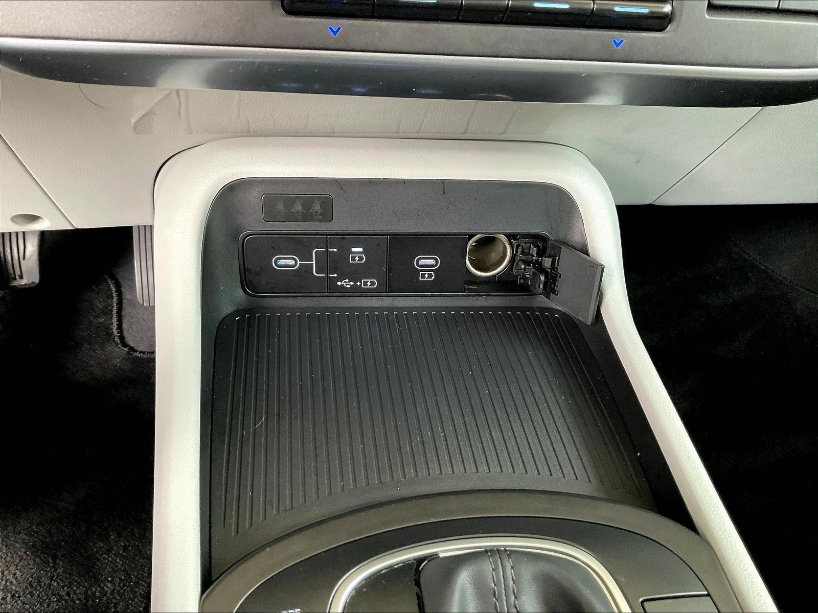Used 2024 Hyundai Kona SEL FWD image 15