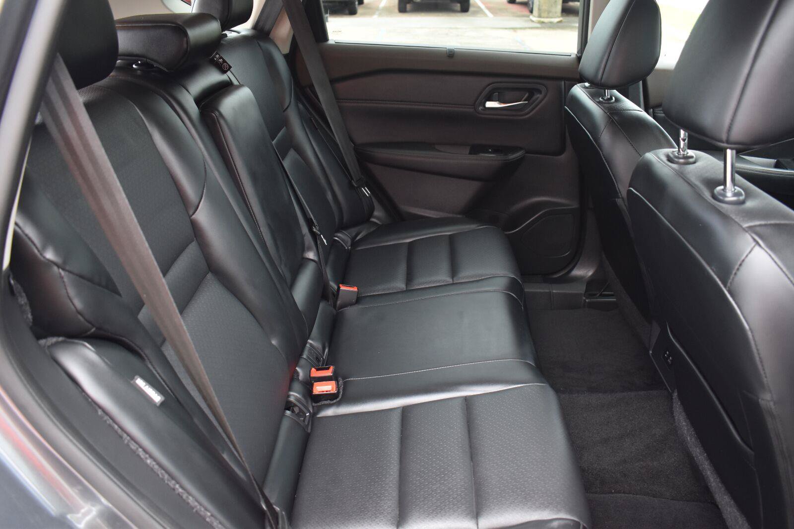 Used 2023 Nissan Rogue SV w/ SV Premium B Package FWD image 56