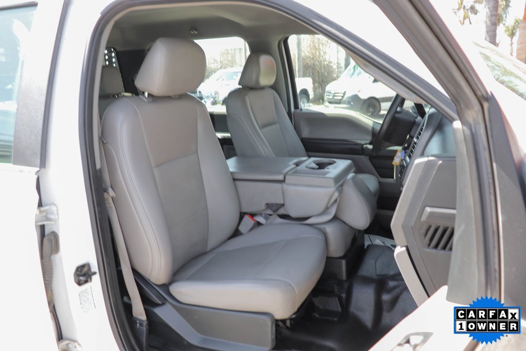 Used 2017 Ford F450 XL w/ Power Equipment Group image 32