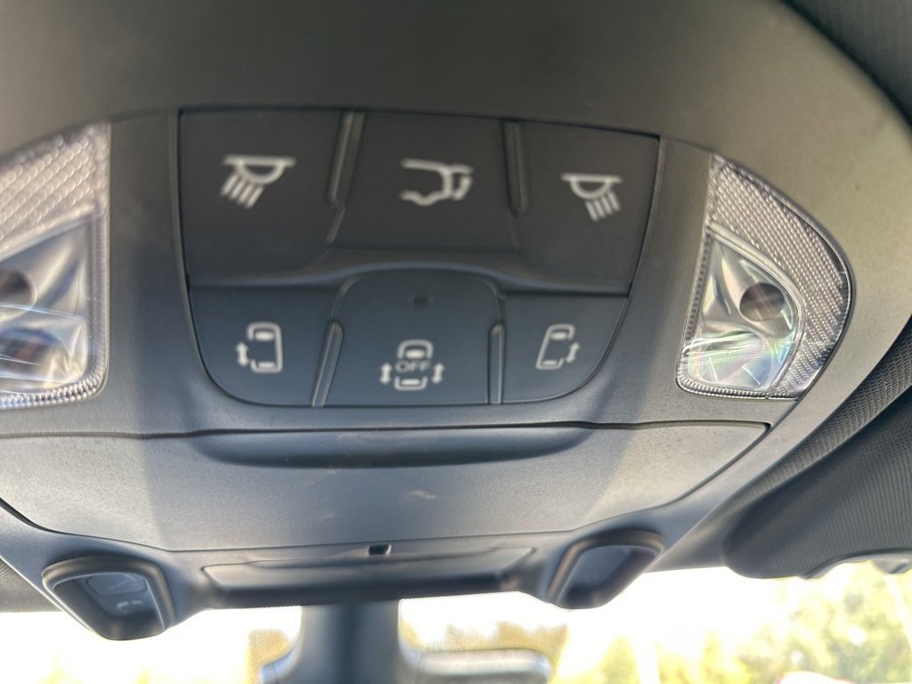 New 2026 Chrysler Pacifica Select image 31