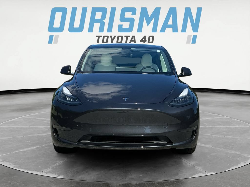 Used 2024 Tesla Model Y Long Range RWD image 2