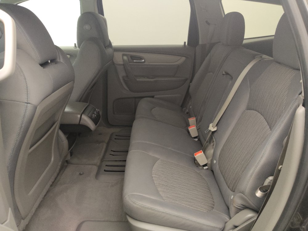 Used 2015 Chevrolet Traverse LS FWD image 18