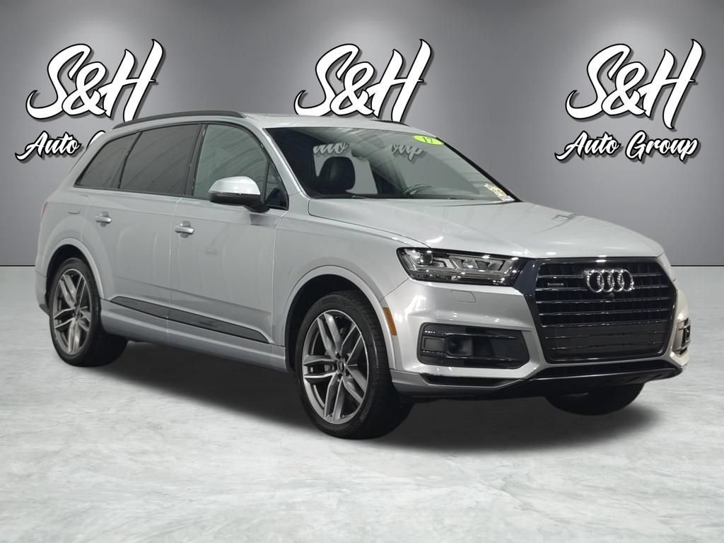 Used 2017 Audi Q7 3.0T Prestige AWD/4WD image 2