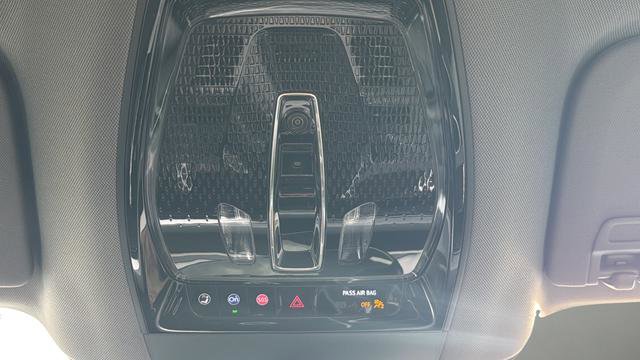 Used 2026 Cadillac Escalade IQL Sport 1 w/ LPO, Floor Liner Package AWD/4WD image 53