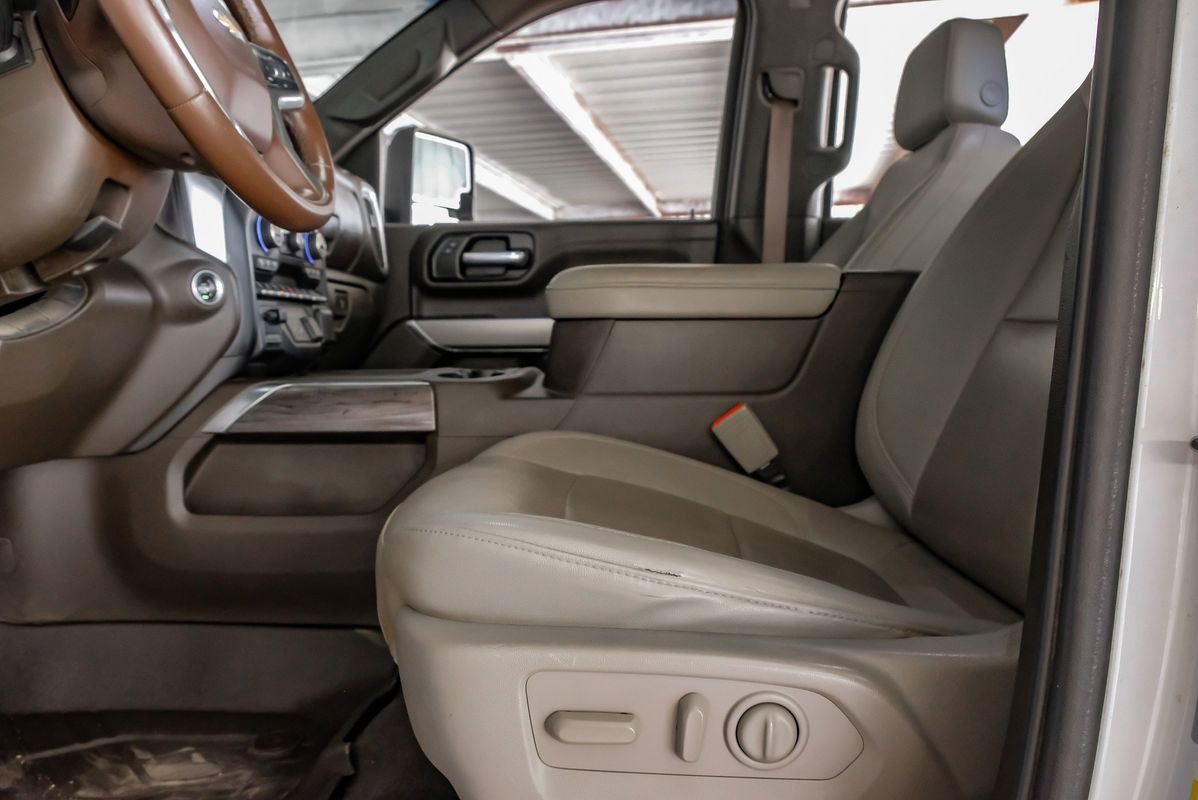 Used 2021 Chevrolet Silverado 2500 LTZ w/ LTZ Texas Edition AWD/4WD image 30
