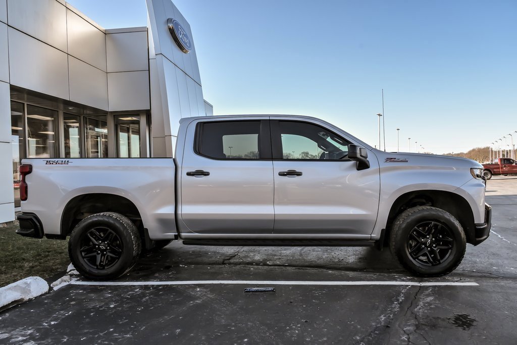 Used 2022 Chevrolet Silverado 1500 LT Trail Boss w/ Bed Protection Package image 9
