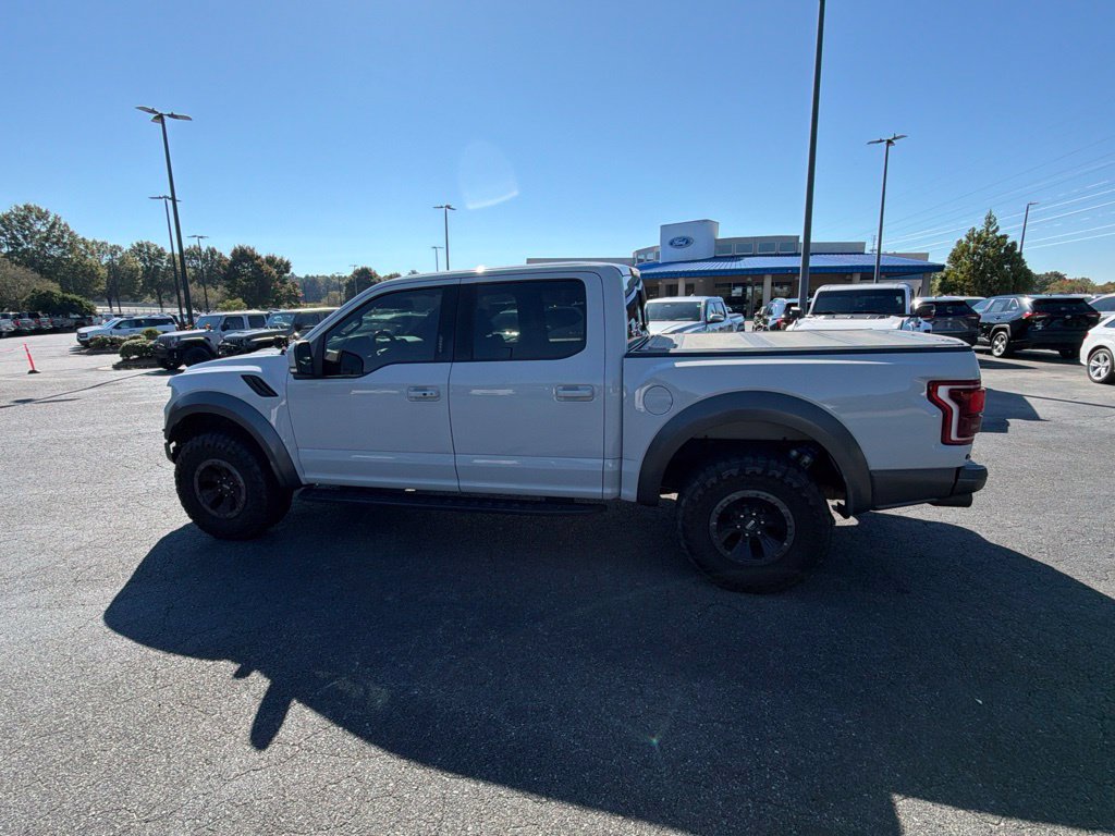 Used 2017 Ford F150 XLT AWD/4WD image 22